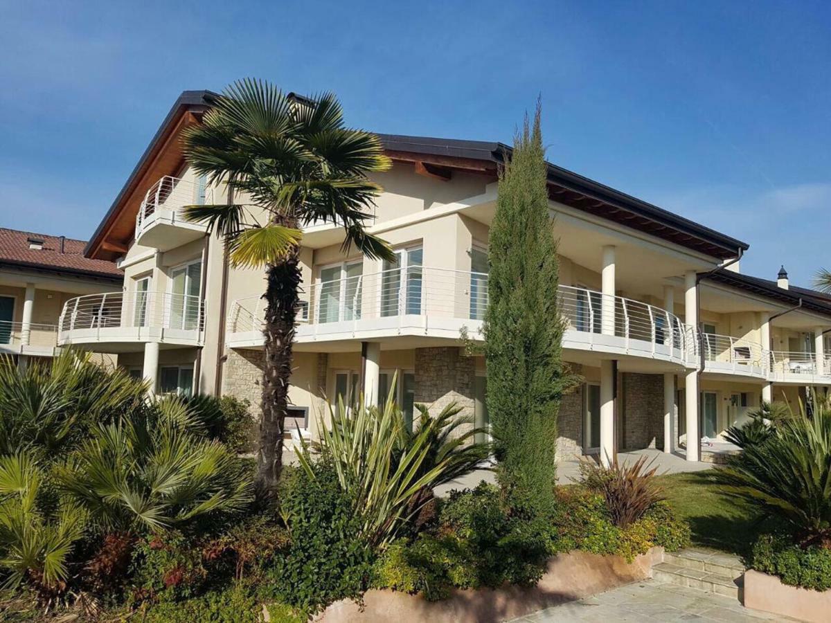 De Luxe Apartments Eden Sirmione Esterno foto
