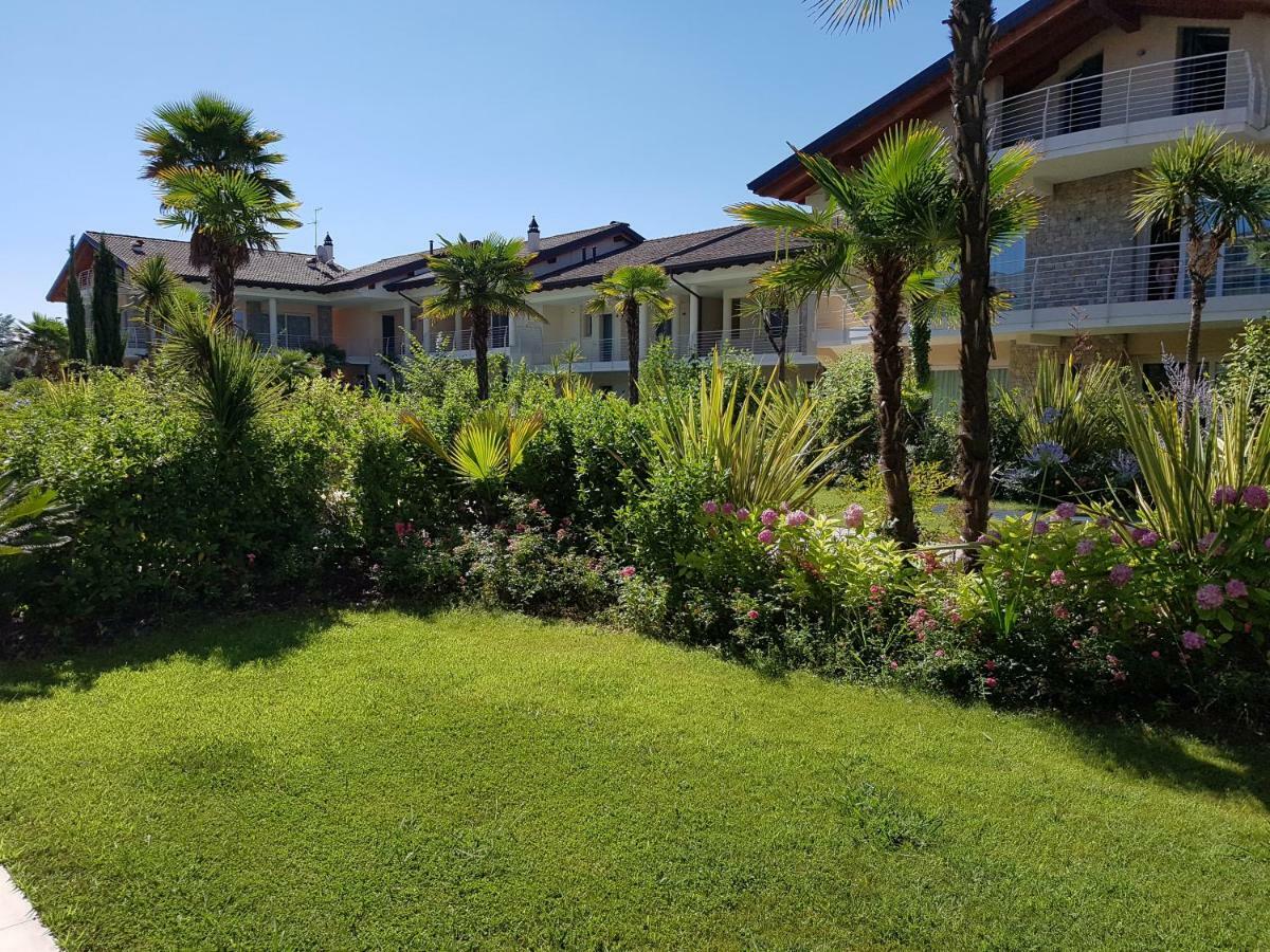 De Luxe Apartments Eden Sirmione Esterno foto